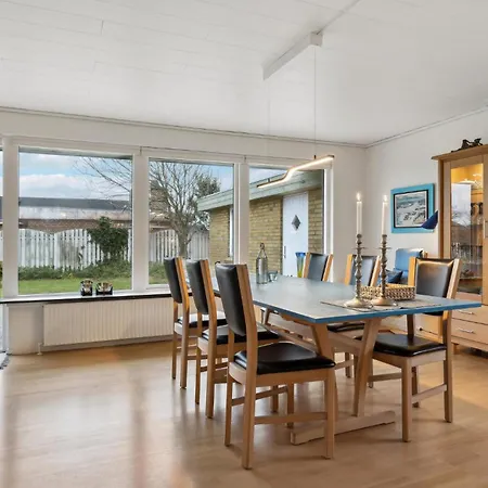 3 Bedroom Lovely In *